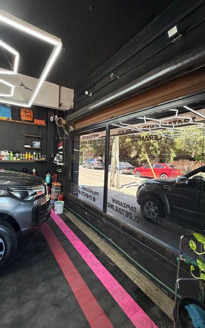 Foto de EN ALQUILER LOCAL COMERCIAL 180M² - CASEROS, imagen 5