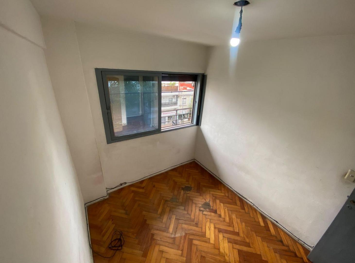 Foto de ALQUILER DEPARTAMENTO 4 AMB. BALCON VILLA CRESPO, imagen 4