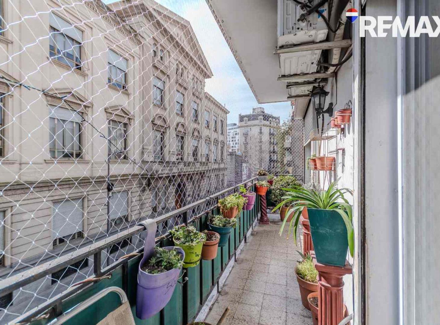 Foto de VENTA SEMIPISO 3 AMB C/DEP Y BALCON SAN TELMO, imagen 1
