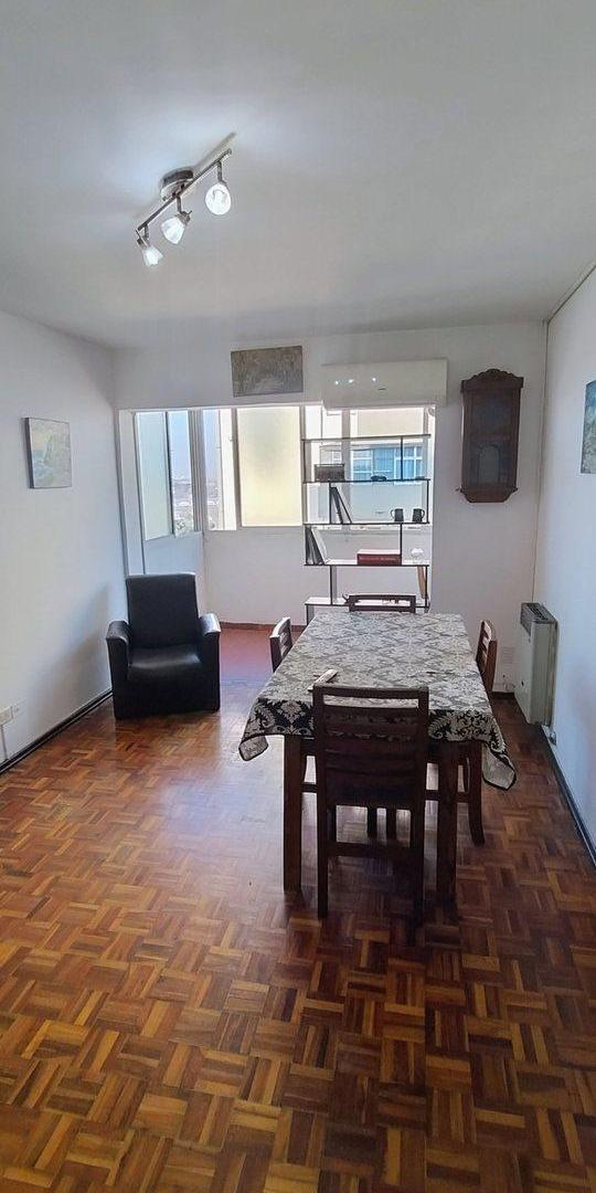 Foto de VENTA DEPTO. 2 AMB. AL FRENTE MUY LUMINOSO FLORES, imagen 3