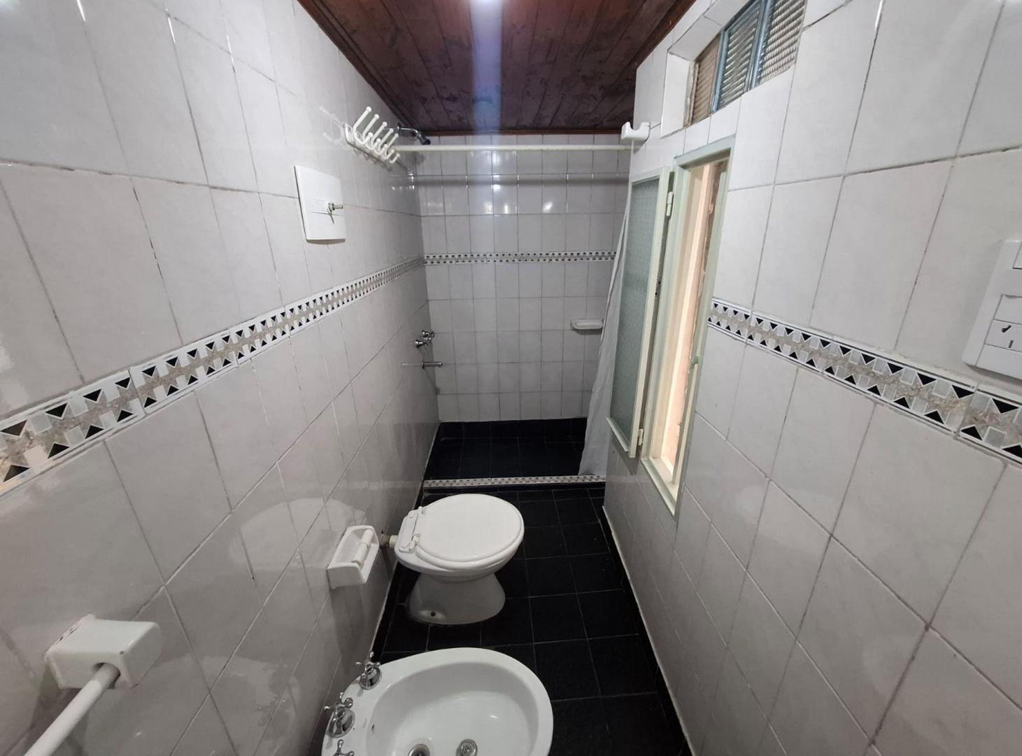 Foto de ALQUILER PH 2 AMBIENTES CON PATIO - PATERNAL, imagen 5