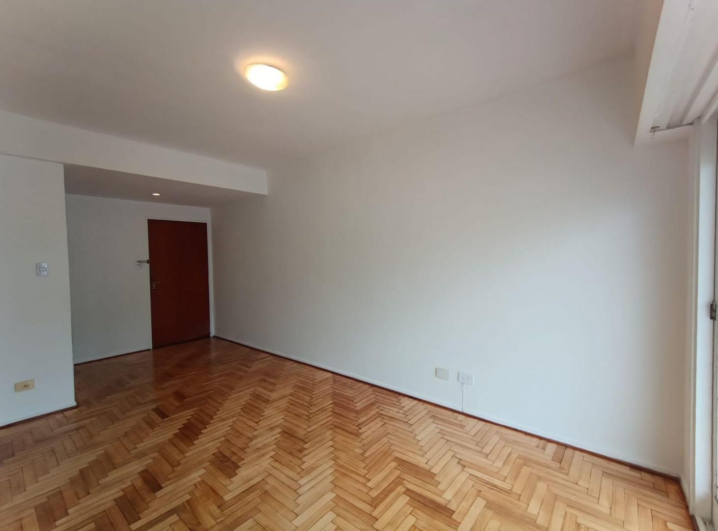 Foto de Venta Depto 3 ambientes/ Balcón Corrido / Luminoso, imagen 4