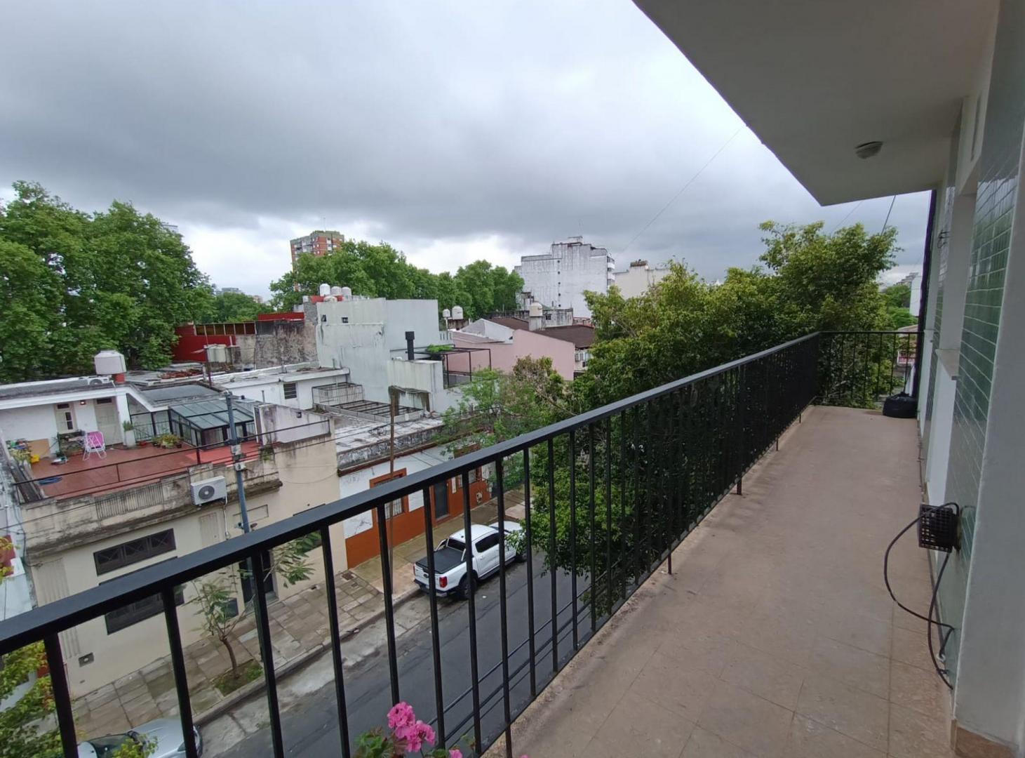 Foto de Venta Depto 3 ambientes/ Balcón Corrido / Luminoso, imagen 2