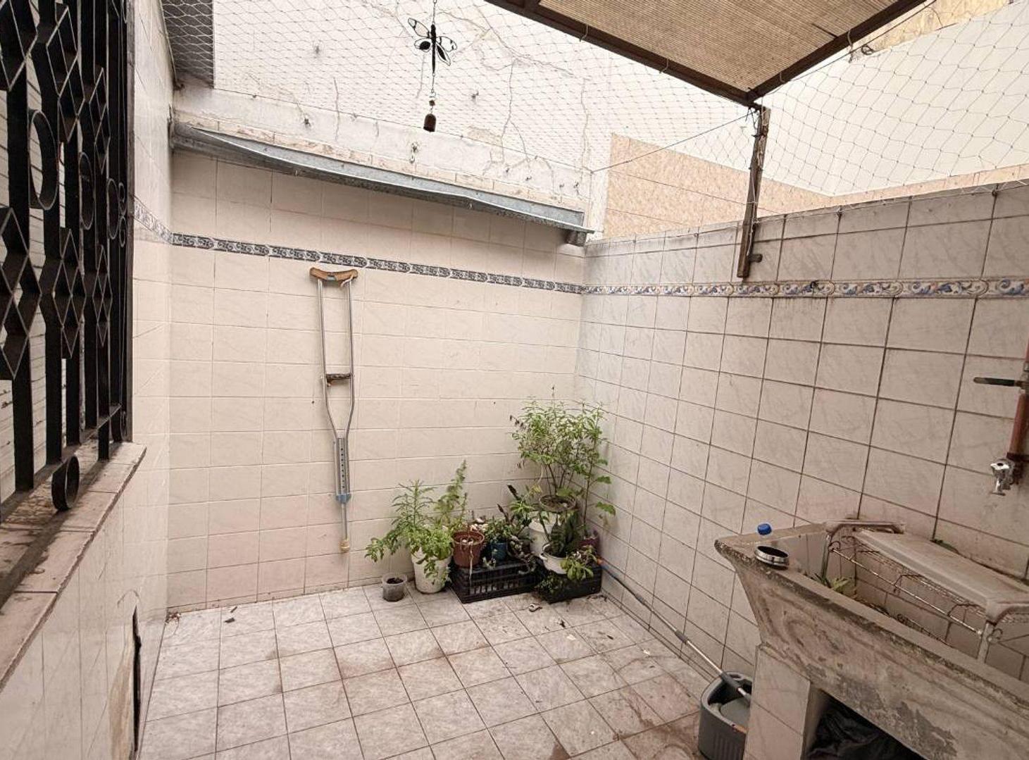 Foto de Venta PH 2 ambientes patio Estacion Ramos, imagen 2