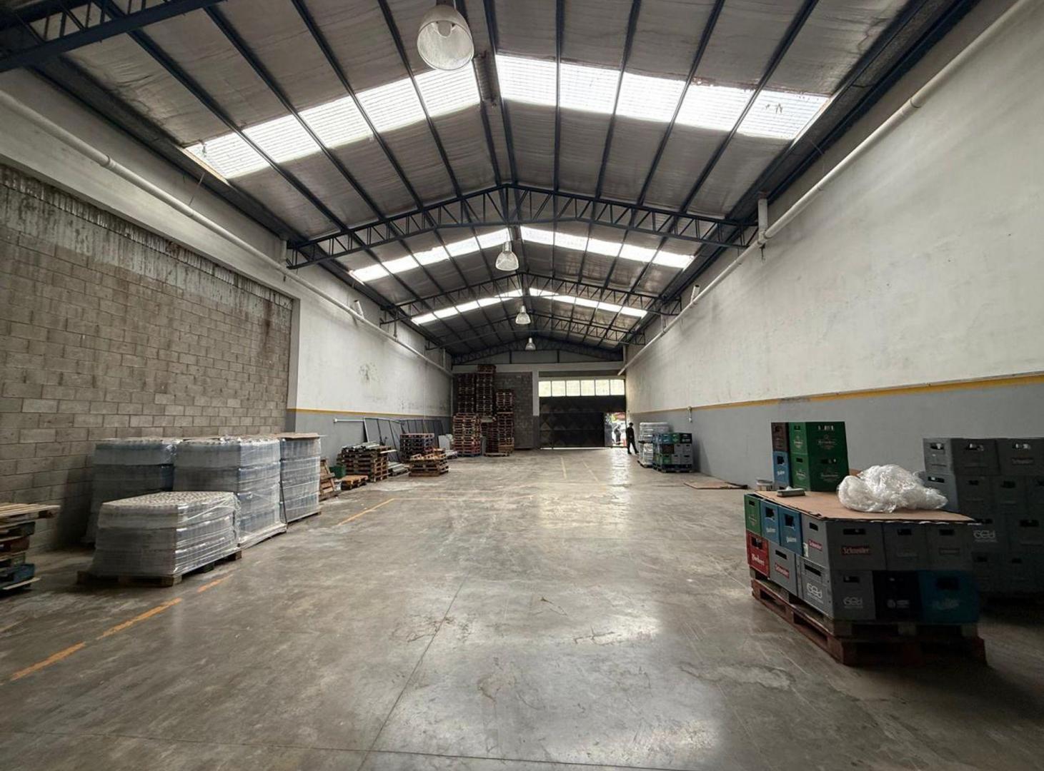 Foto de ALQUILER GALPÓN COMERCIAL EN GARÍN, ESCOBAR, imagen 4