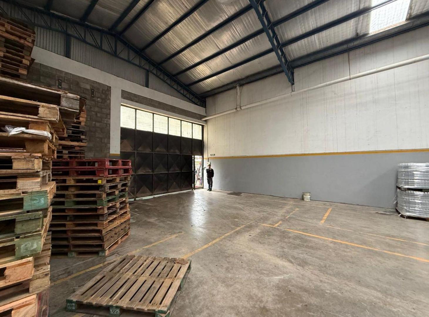 Foto de ALQUILER GALPÓN COMERCIAL EN GARÍN, ESCOBAR, imagen 5