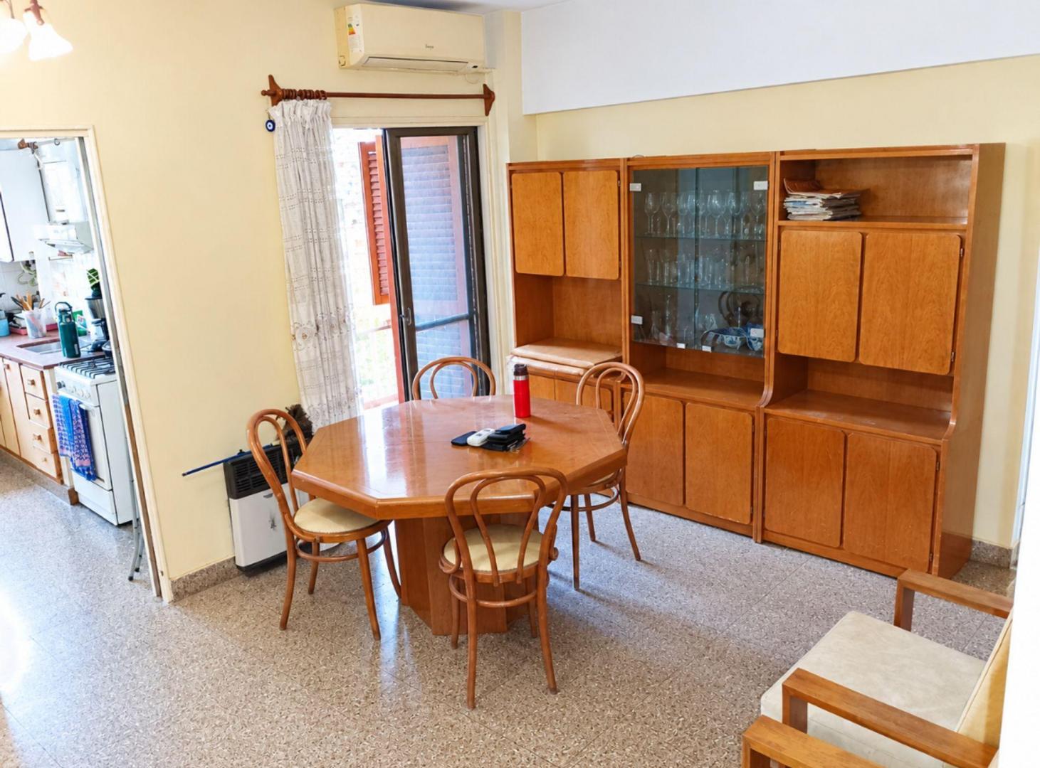 Foto de VENTA CASA 3 AMB PATIO TERRAZA VILLA PUEYRREDON, imagen 3