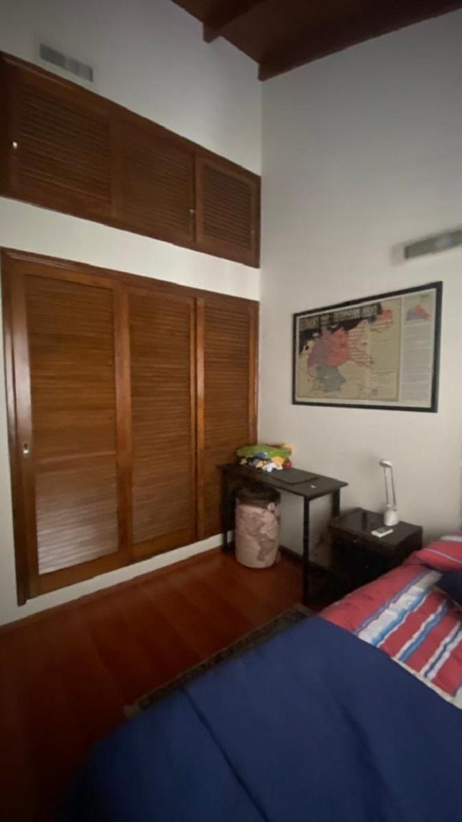 SE VENDE CHALET 200M2 CUBIERTOS EN RAMOS MEJIAS