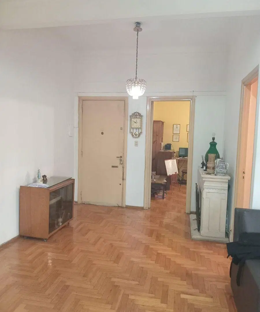 SE VENDE DUPLEX CON BALCON AL FRENTE EN ALMAGRO 5