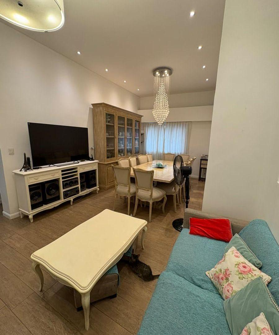 SE VENDE DPTO 4 AMBIENTES RECICLADO EN PALERMO