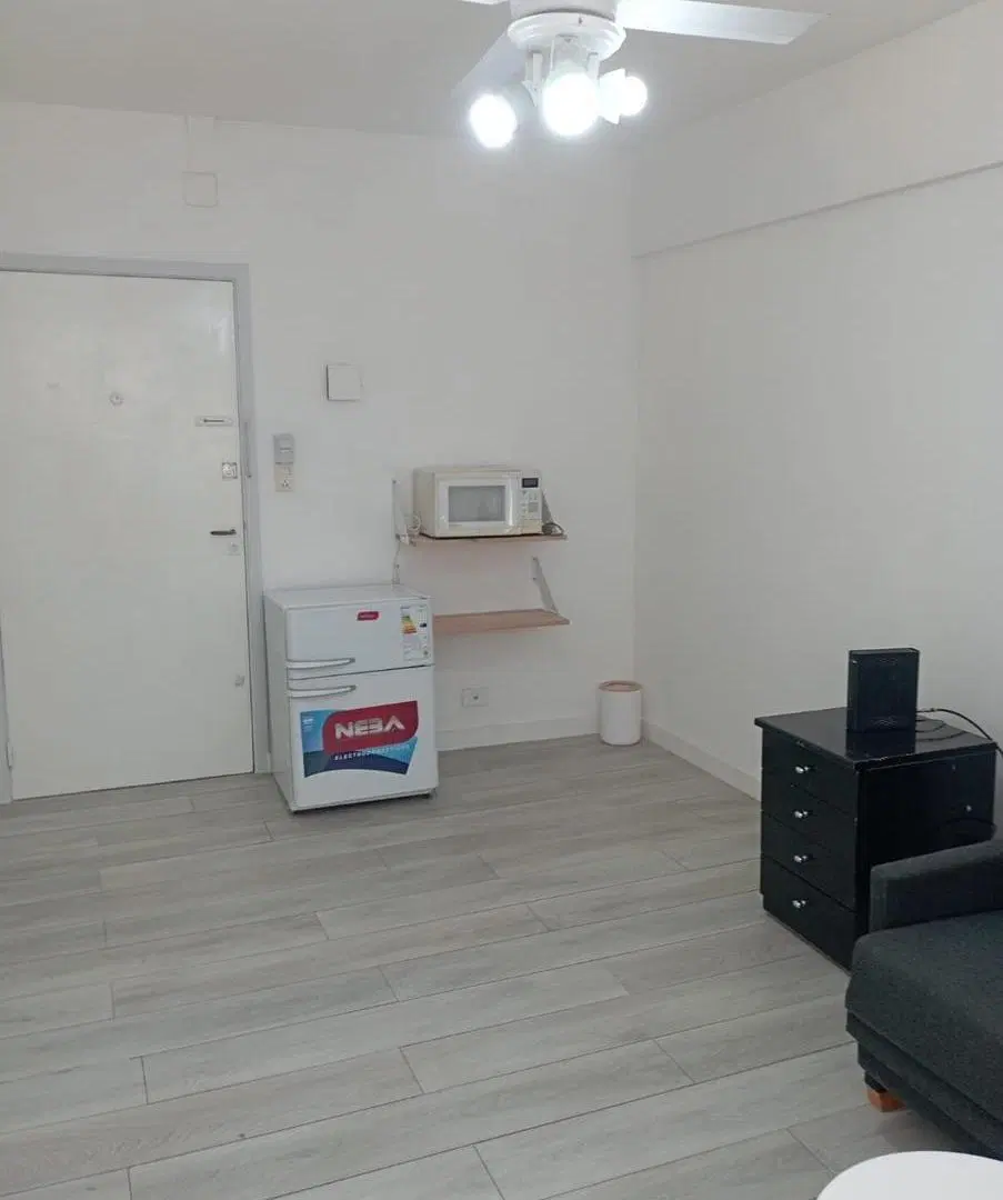 SE VENDE MONOAMBIENTE EN TRIBUNALES 2
