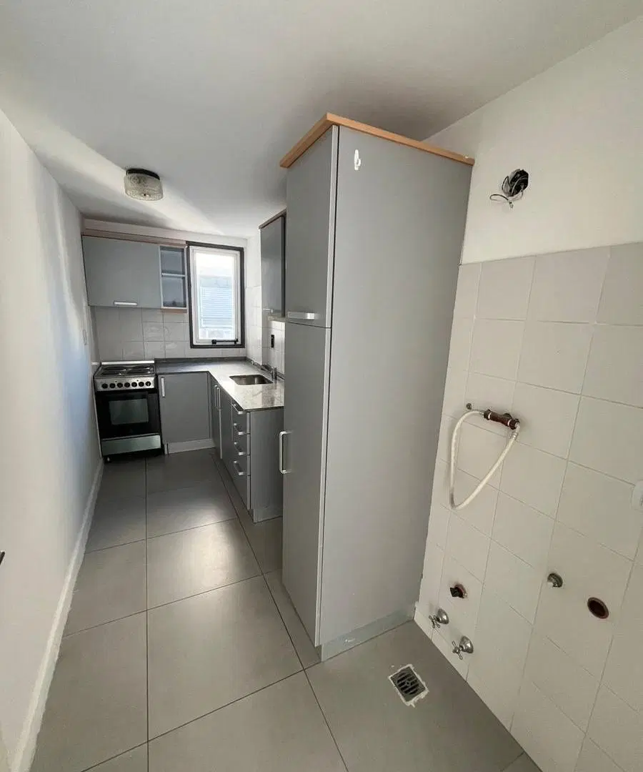 SE VENDE DPTO 3 AMB. CON COCHERA Y TERRAZA AL FRENTE 4