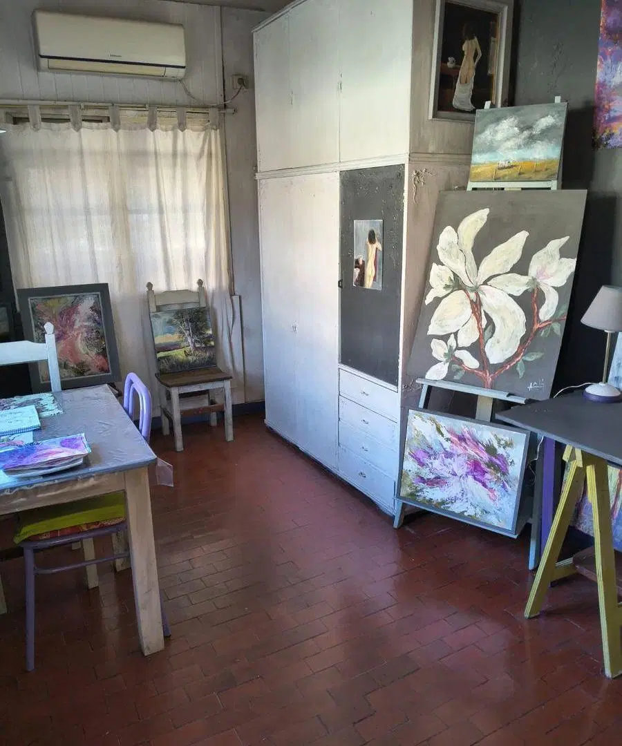 SE VENDE CASA CON COCHERA TERRAZA Y SALON EN FLORESTA 1