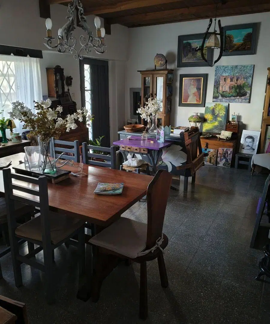 SE VENDE CASA CON COCHERA TERRAZA Y SALON EN FLORESTA 2