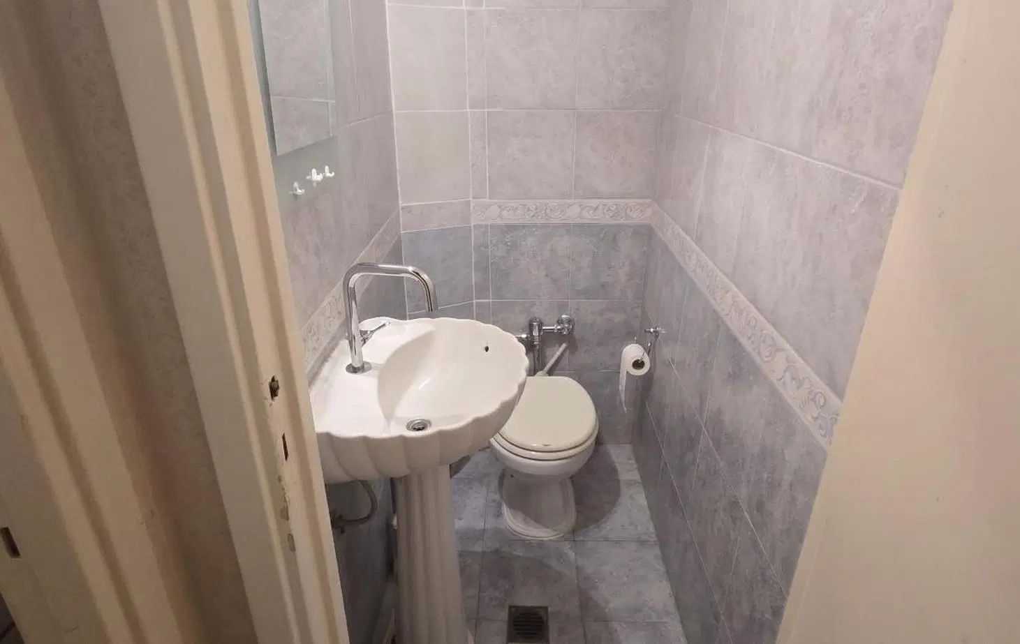SE VENDE DPTO 4 AMB. RECICLADO A NUEVO EN BALBANERA 2