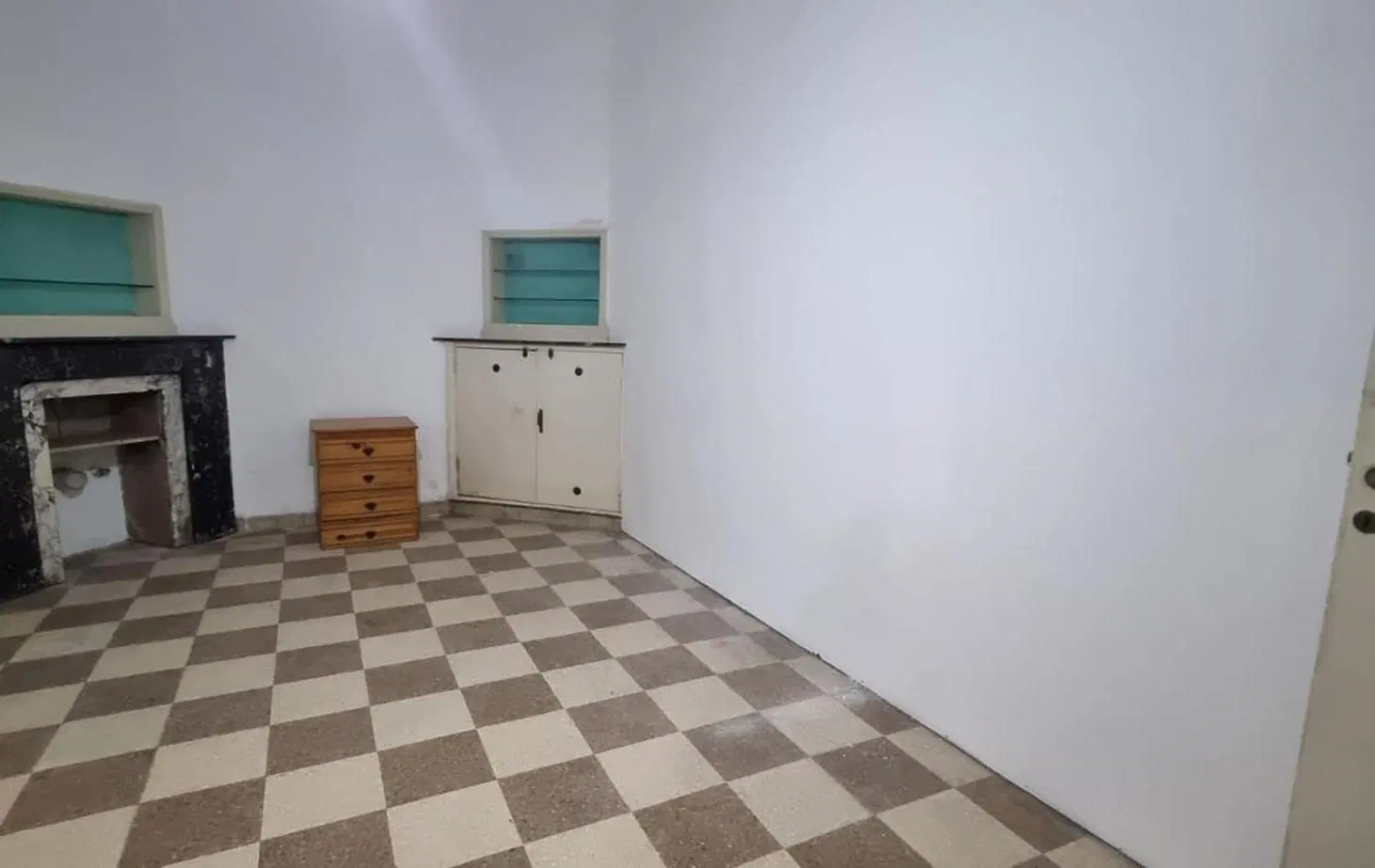 CASA CON TERRENO PROPIO EN BALVANERA 8
