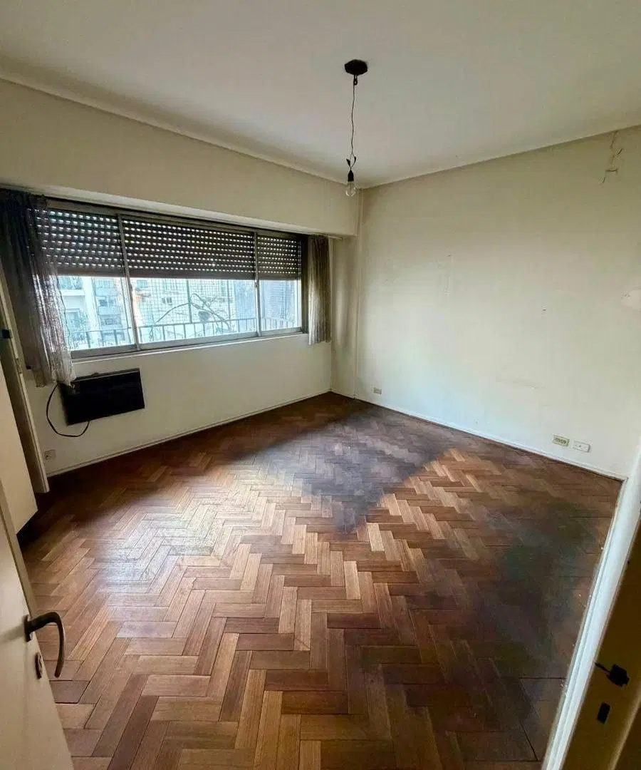 SE VENDE DPTO 4 AMB. CON COCHERA EN RECOLETA 4