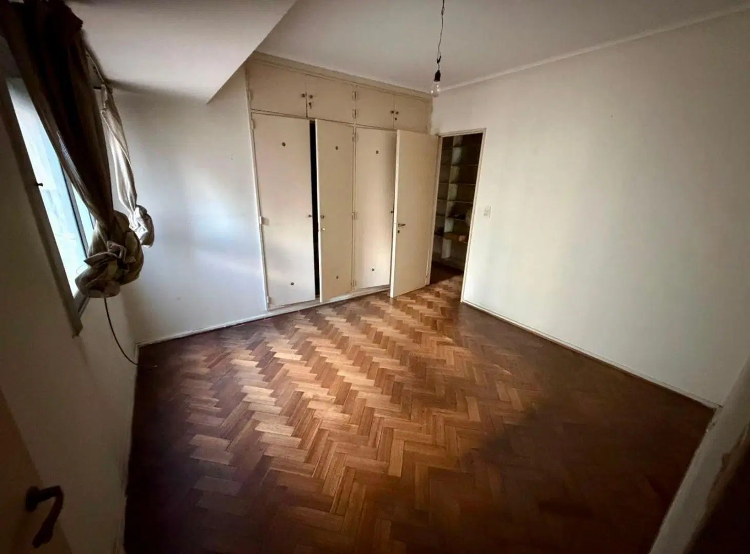SE VENDE DPTO 4 AMB. CON COCHERA EN RECOLETA 8