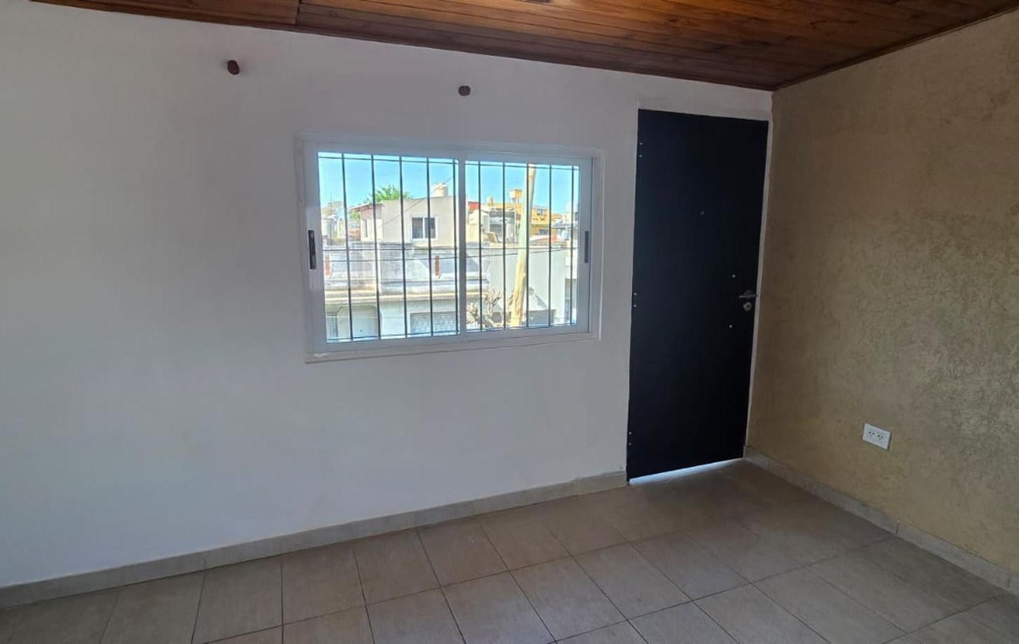 Foto de SE ALQUILA DPTO 3 AMB. SIN EPX. EN TABLADA, imagen 1