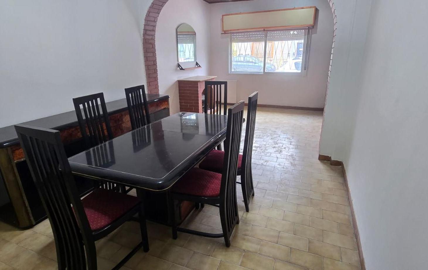 Foto de SE ALQUILA DPTO AL FRENTE 3 AMB. CON PATIO SIN EXPENSAS, imagen 5