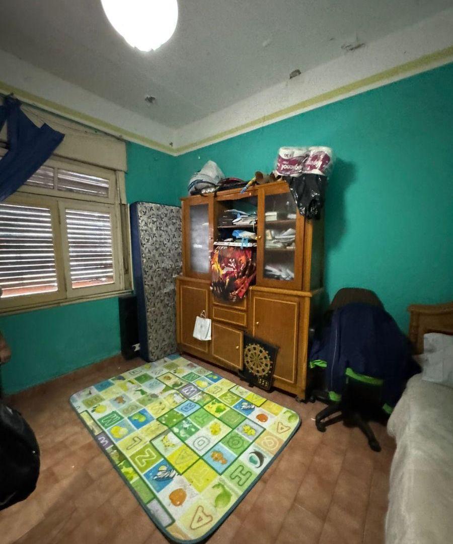 Foto de SE VENDE CASA SOBRE LOTE DE 500M2 EN PARQUE AVELLANEDA, imagen 2