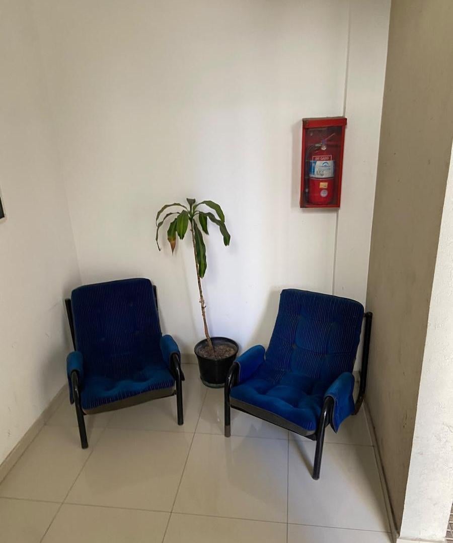 OFICINA EN ALQUILER EN MERLO CENTRO