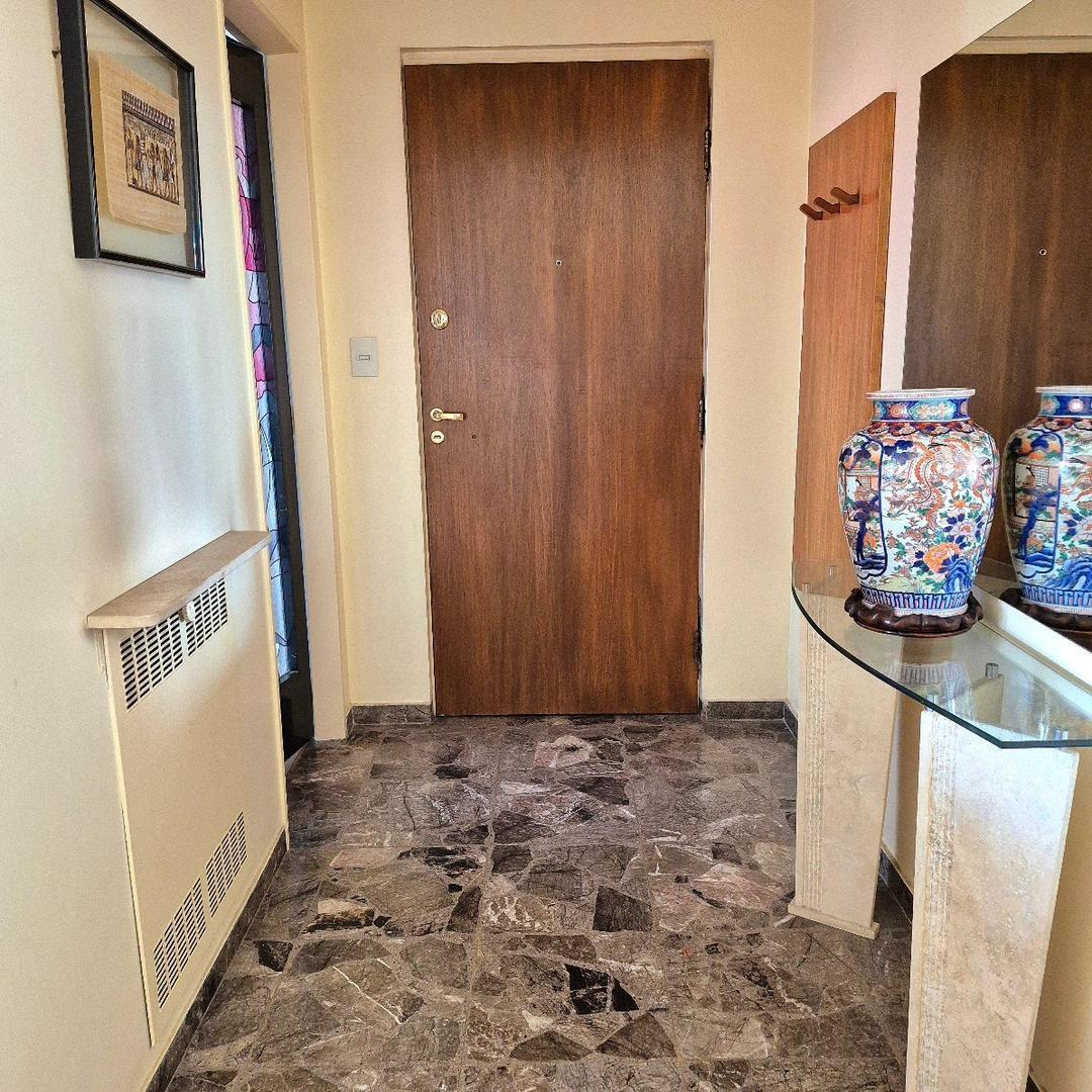 Venta Departamento 115 m, Excelente Ubicación, 5 Amb. 2