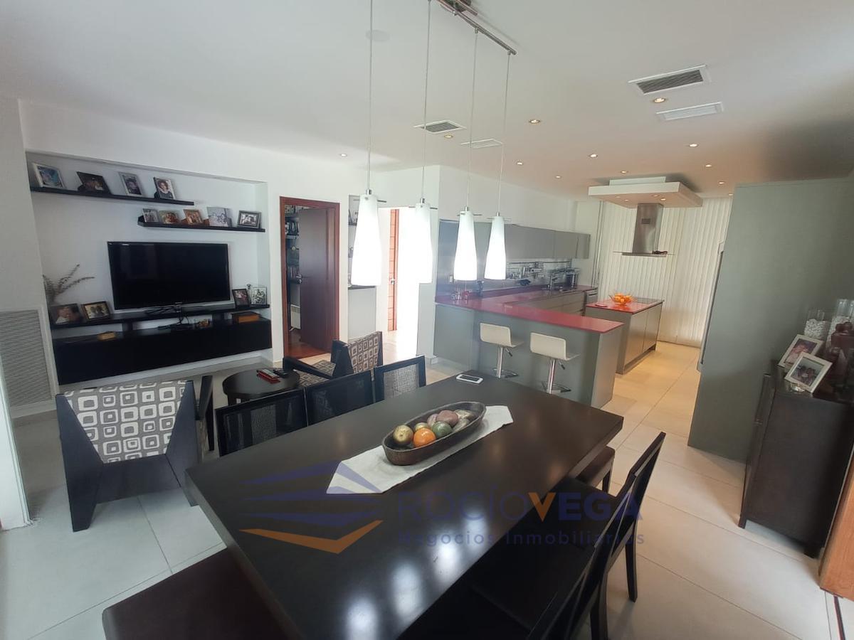 Venta de casa en San Diego Country Club Moreno