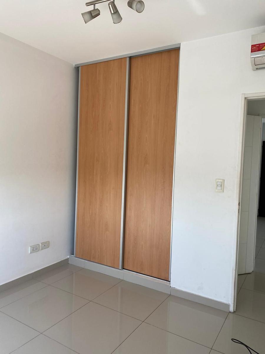 Venta de Departamento en Moreno 4