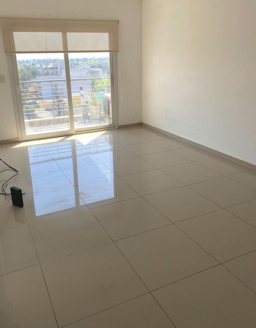 Venta de Departamento en Moreno 5