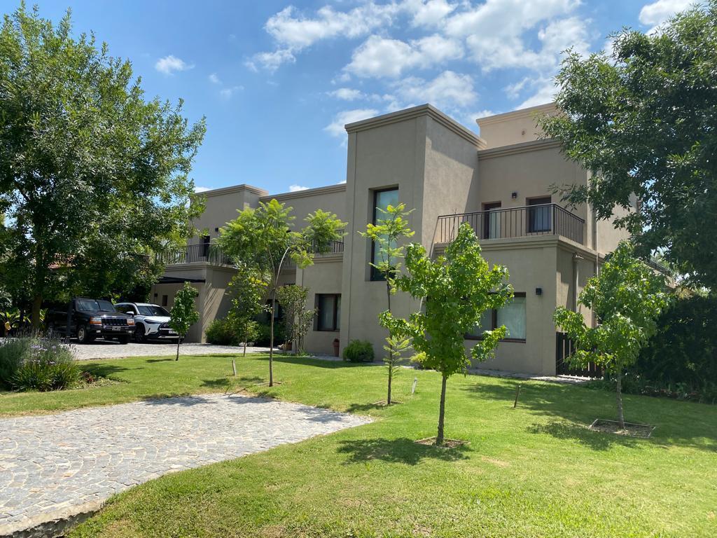 Casa en Venta en Barrio Santa Ana Moreno 3