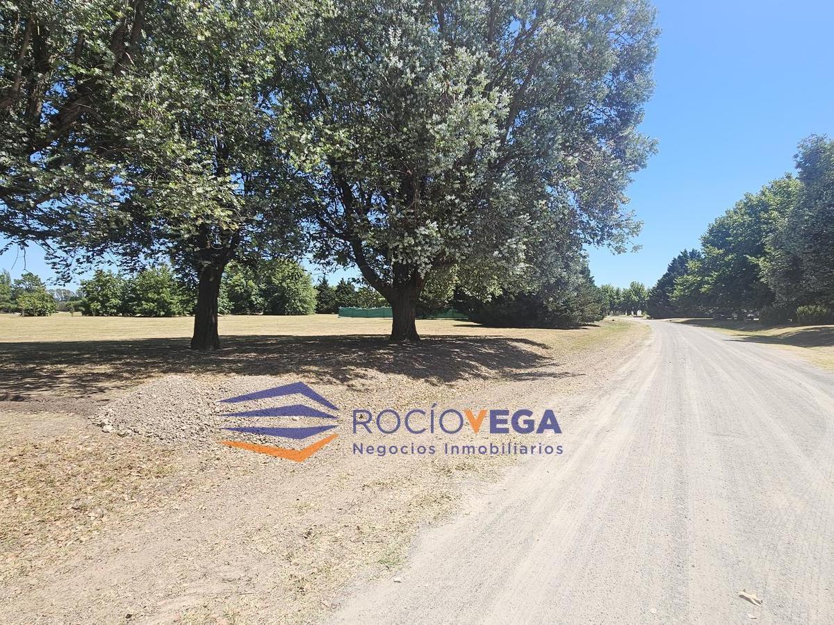 Foto de Terreno en venta Chacras La Primavera Golf, Carlos keen, imagen 3