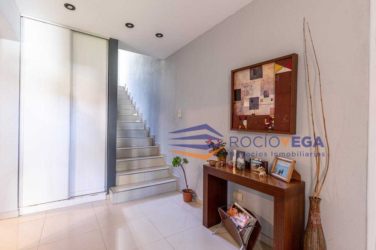 Casa en Venta en Country Banco Provincia Francisco Álvarez Moreno 1
