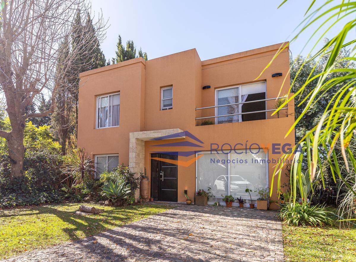 Casa en Venta en Country Banco Provincia Francisco Álvarez Moreno 2