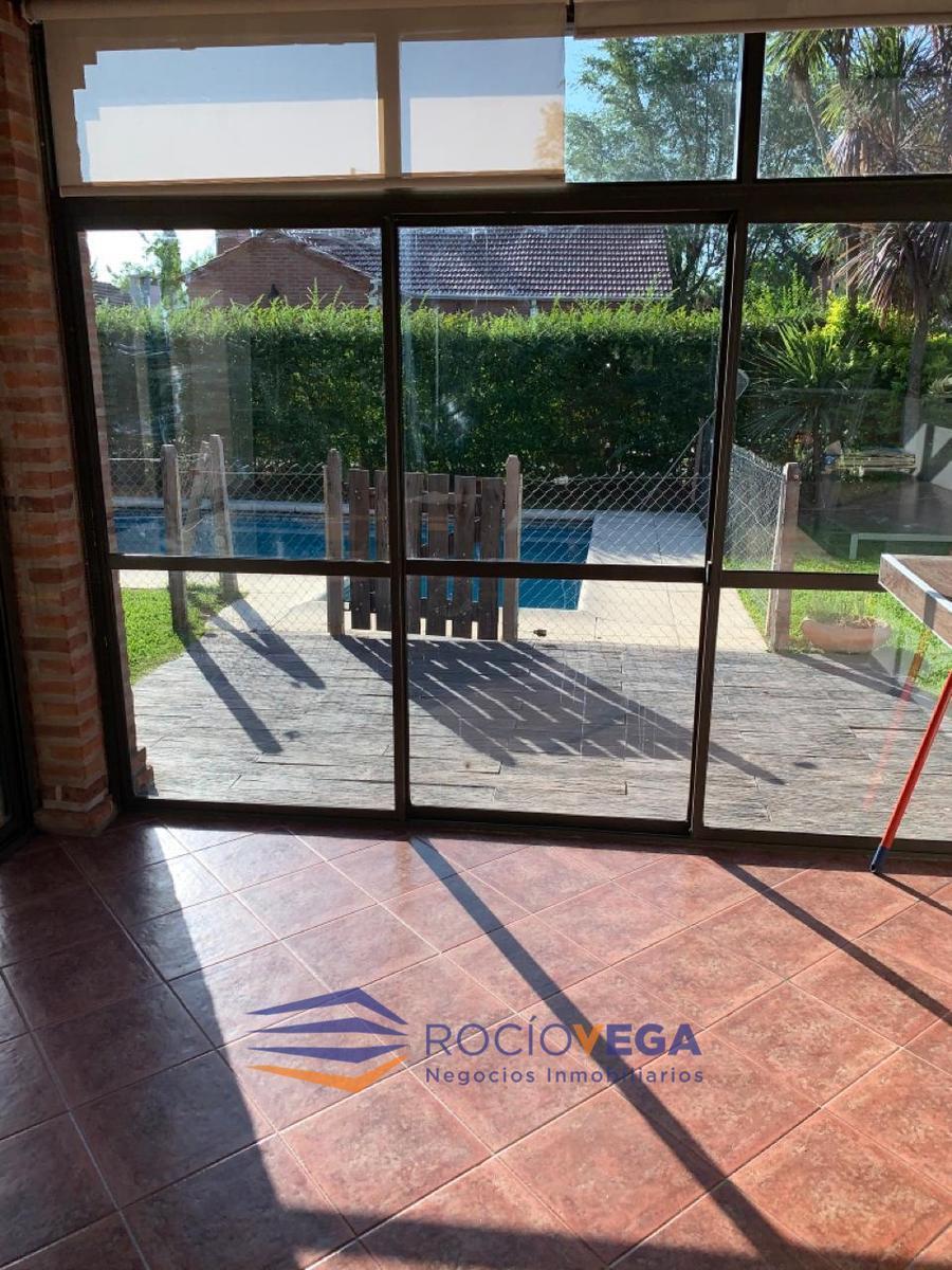 Foto de Casa a la venta en Country Banco Provincia Francisco Alvarez, Moreno, imagen 3