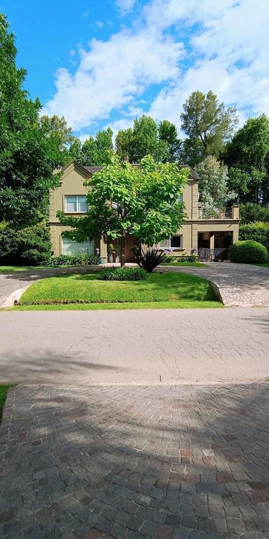 Foto de Casa en Alquiler Anual en Country Campos de Alvarez, Moreno, imagen 3