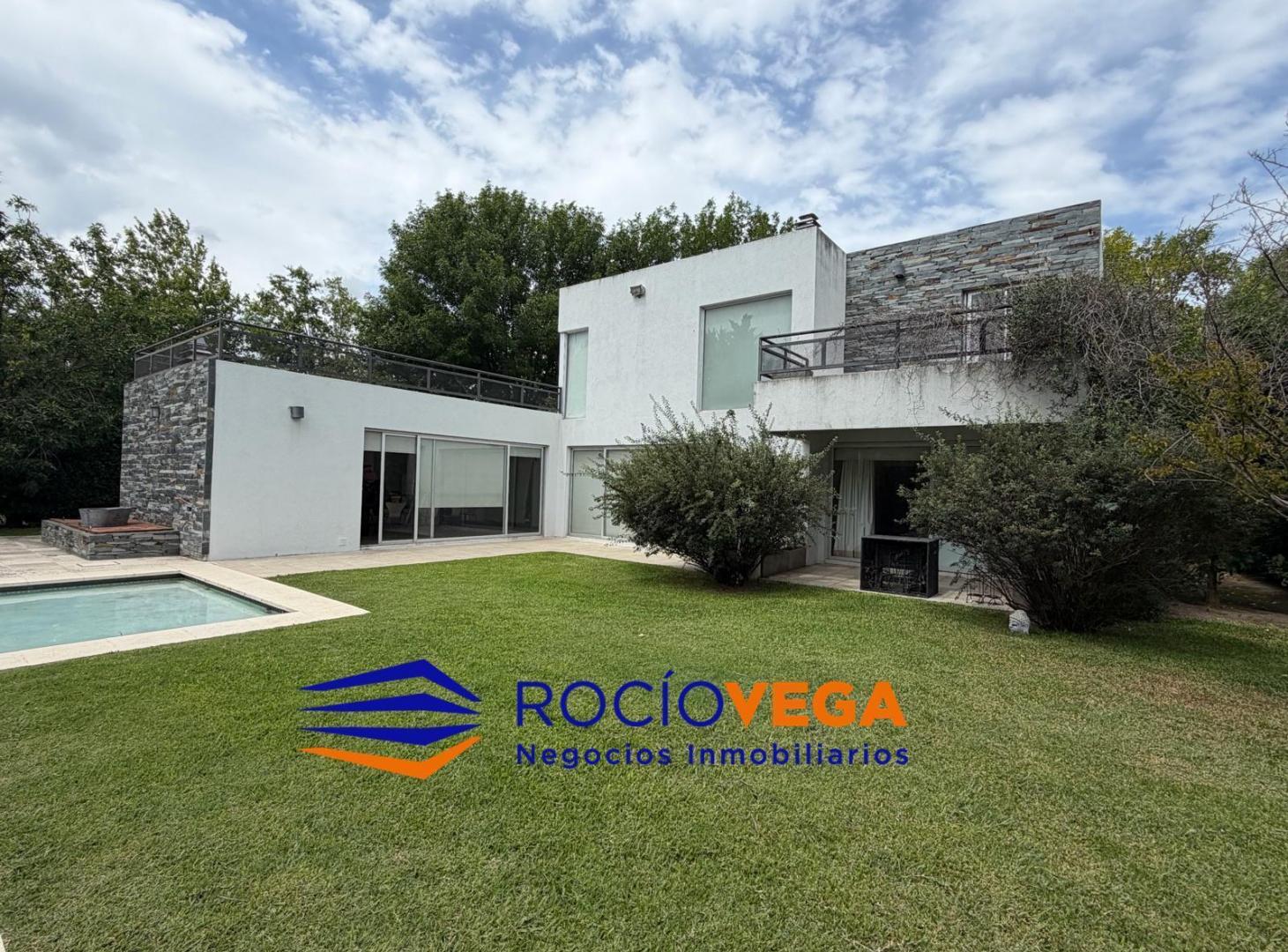Casa en venta en barrio Santa Ana, Moreno
