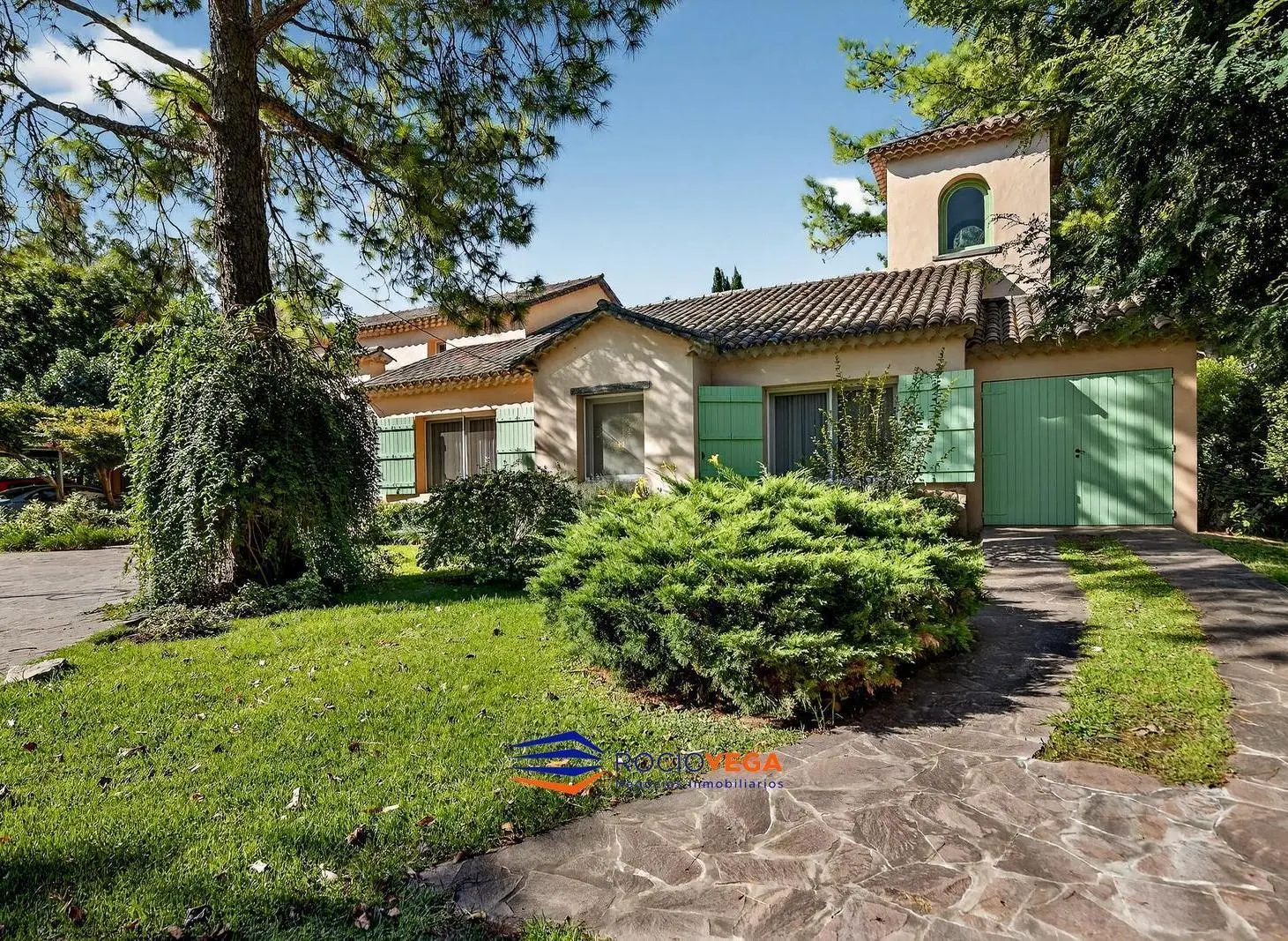 Casa a la venta en Country Club San Diego, Moreno 2
