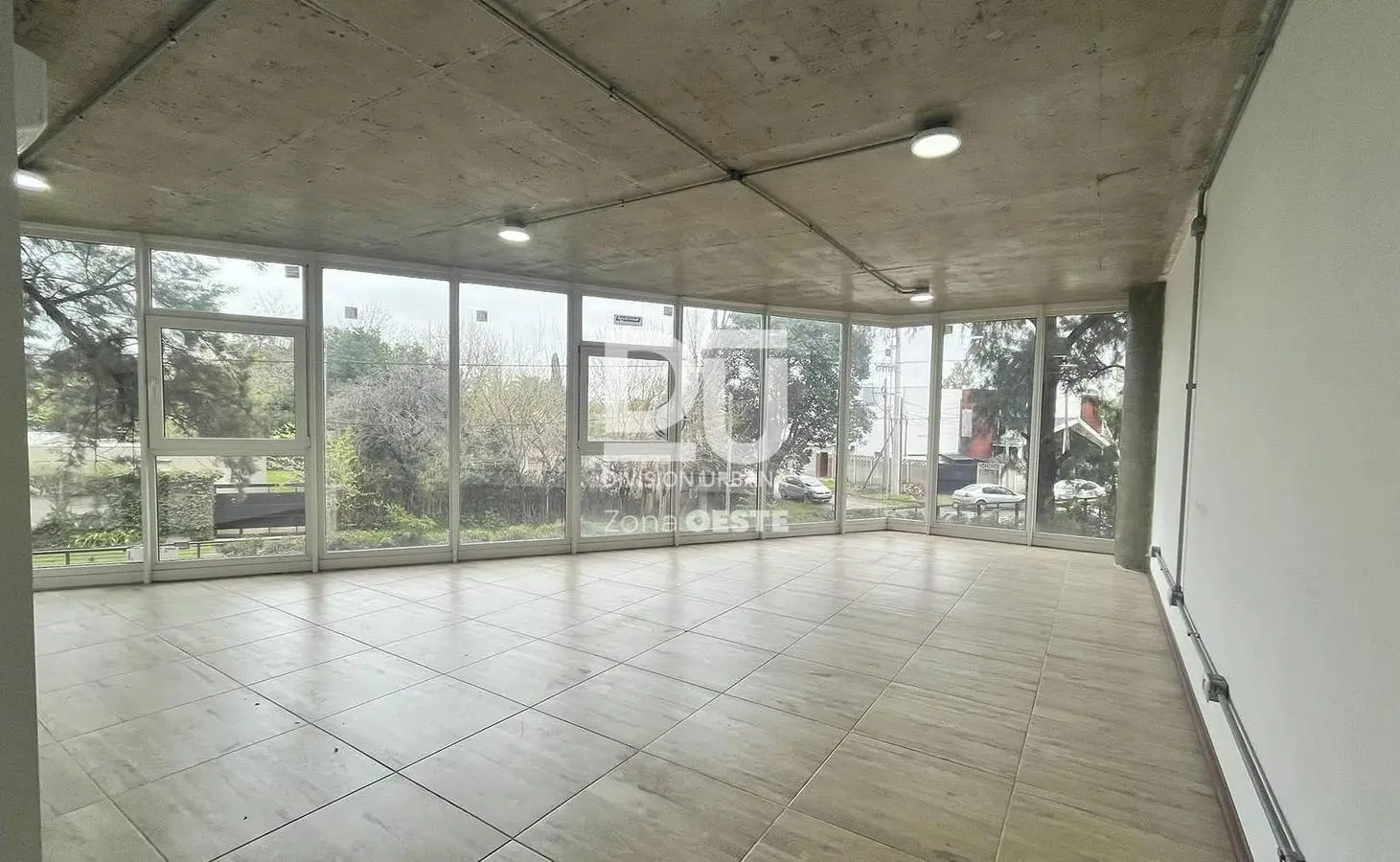 Oficina en alquiler en Polo Empresarial K41, La Reja, Moreno 3