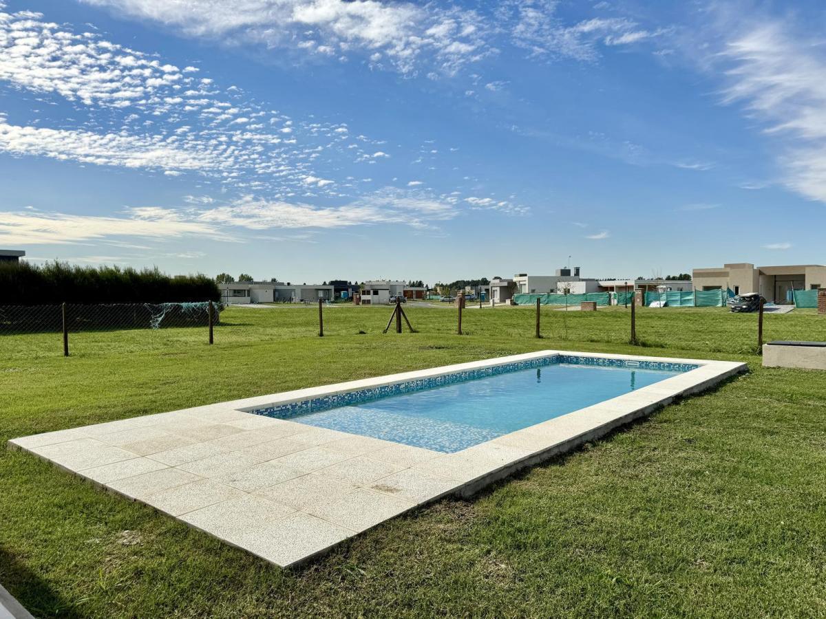 Casa en Alquiler en Barrio San Felipe, Canning