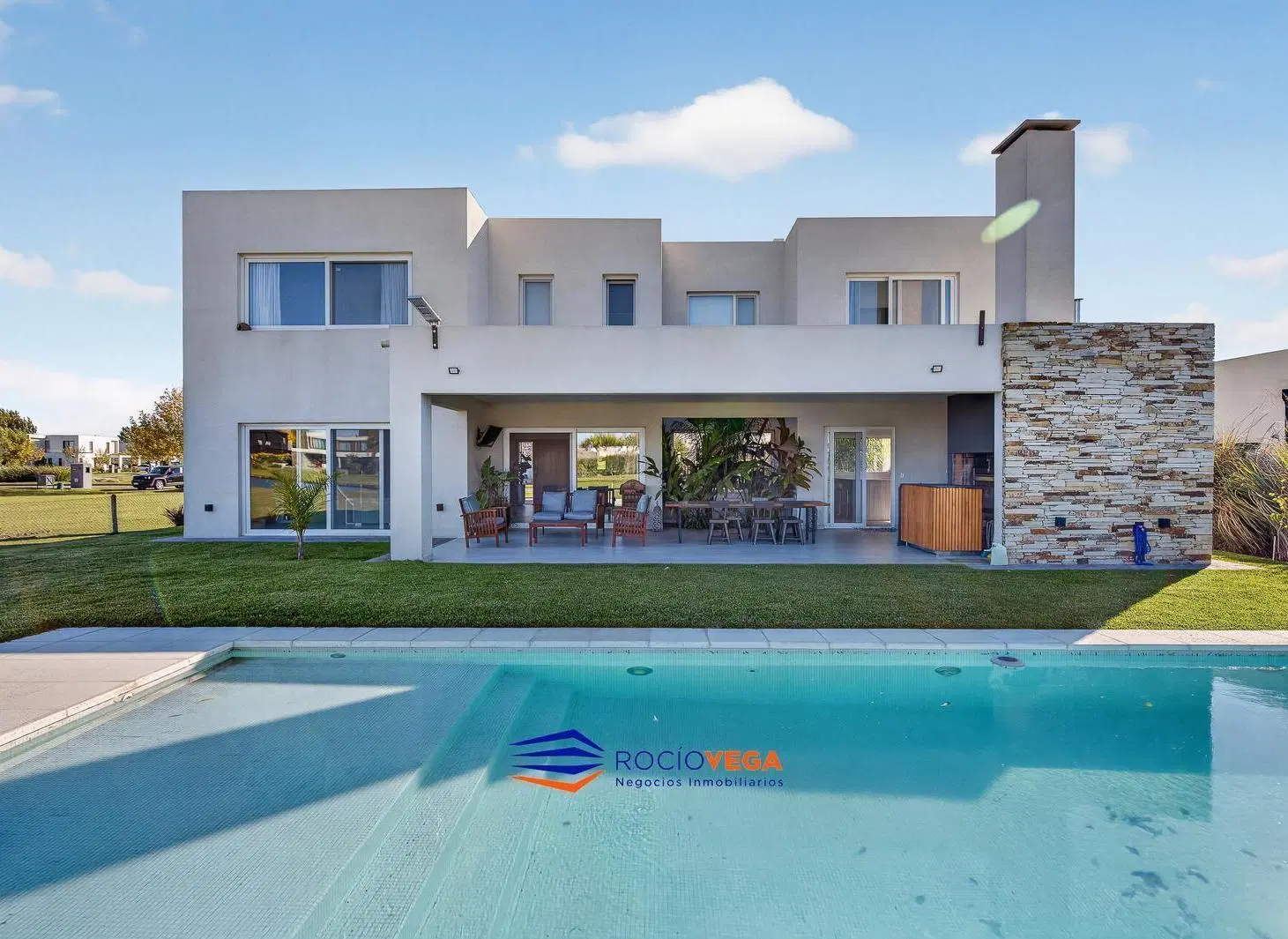 Casa en venta en Terravista con vista a la laguna, General Rodriguez 2