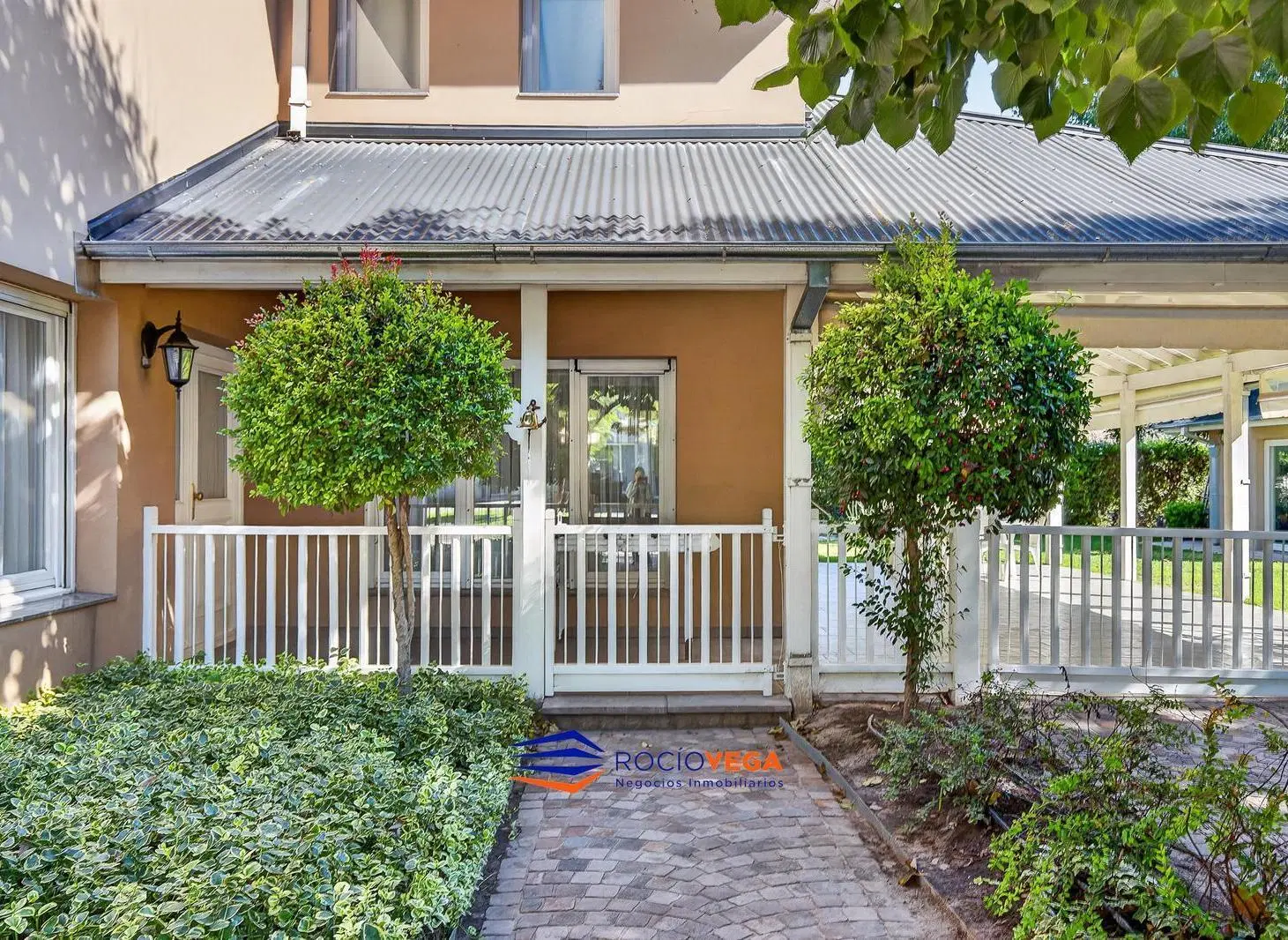 Casa a la Venta en el Casco de Moreno 5