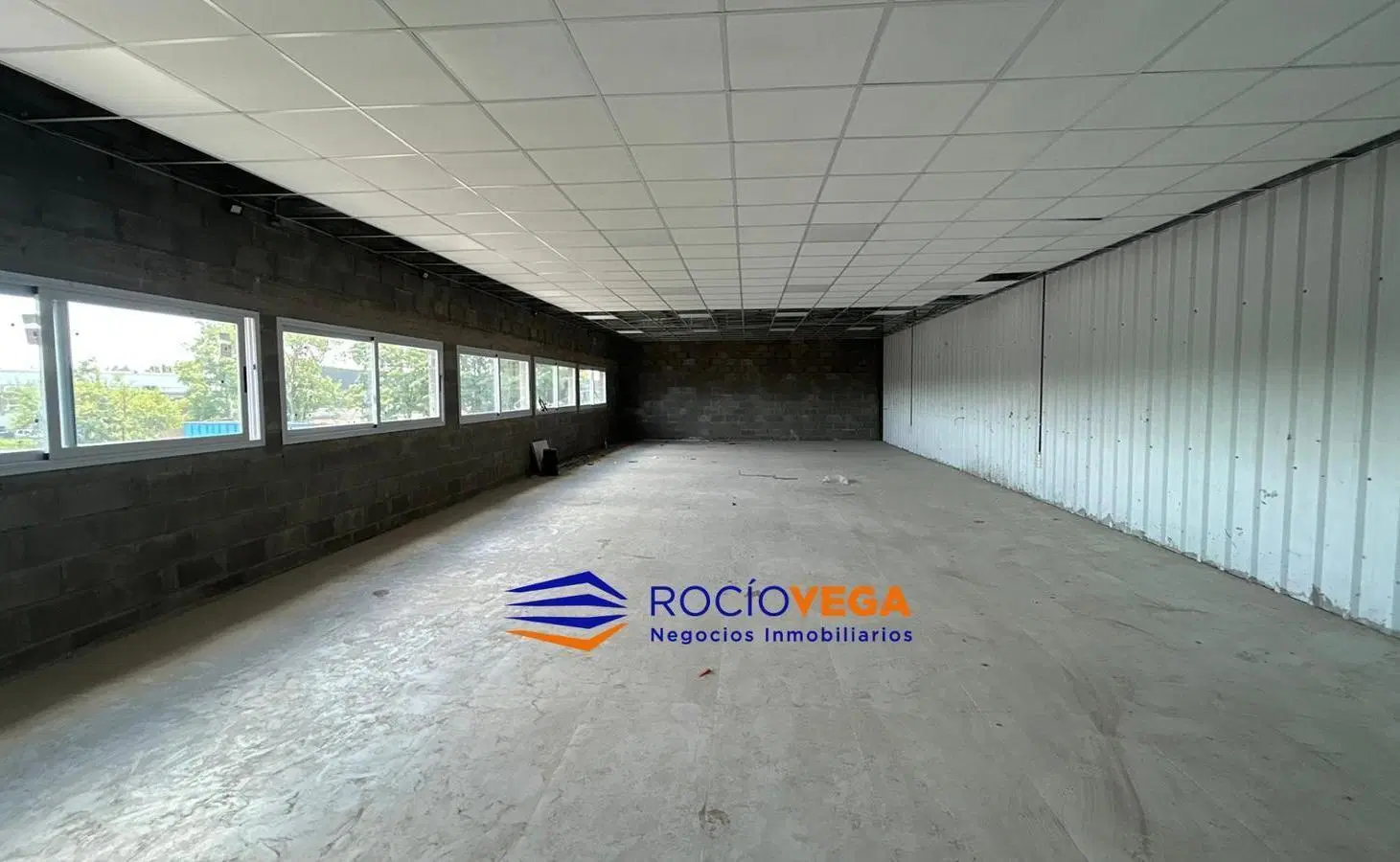 Galpón en venta a metros de acceso oeste,Francisco Álvarez, Moreno 5