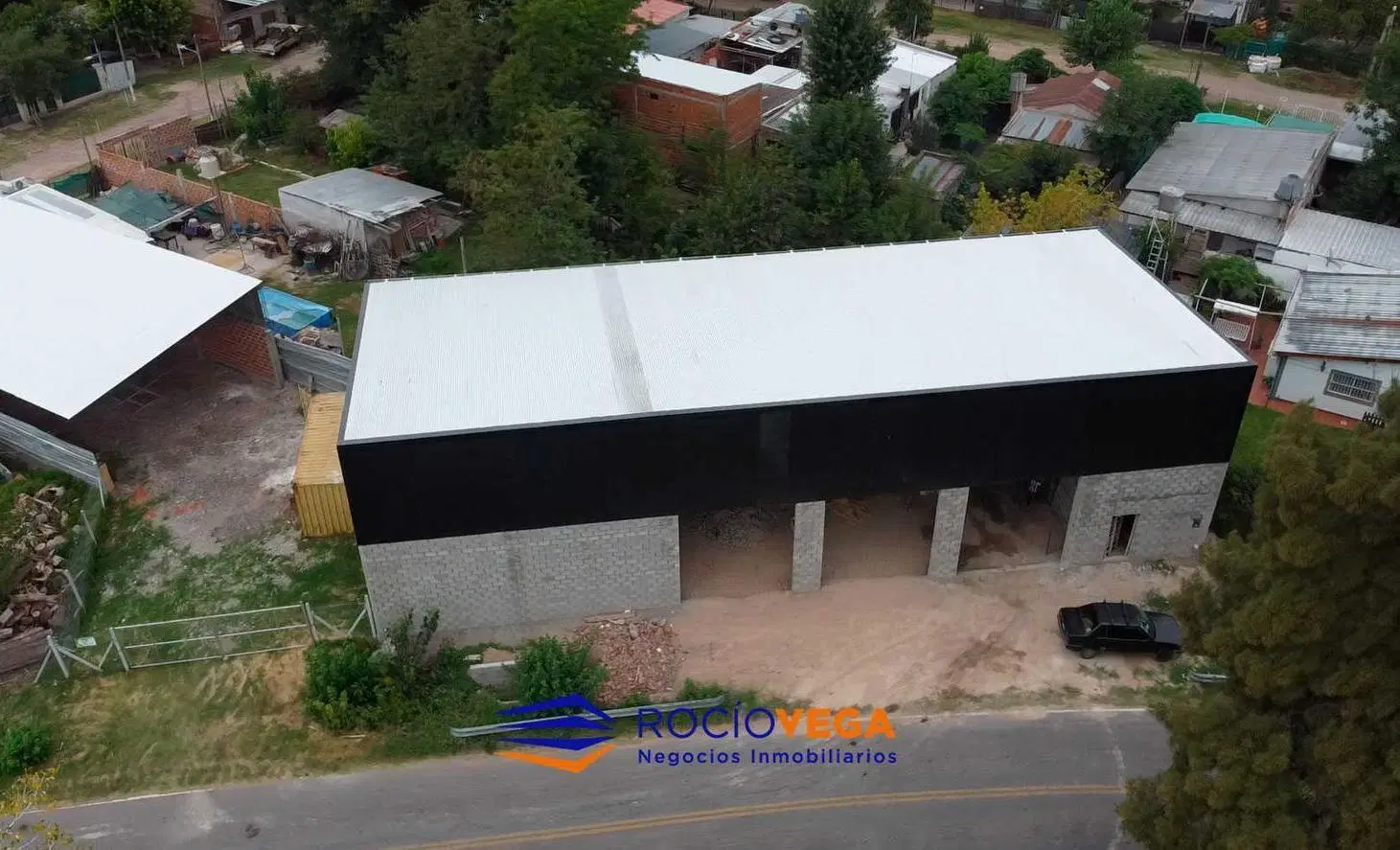 Galpón en venta y alquiler en General Rodriguez 3