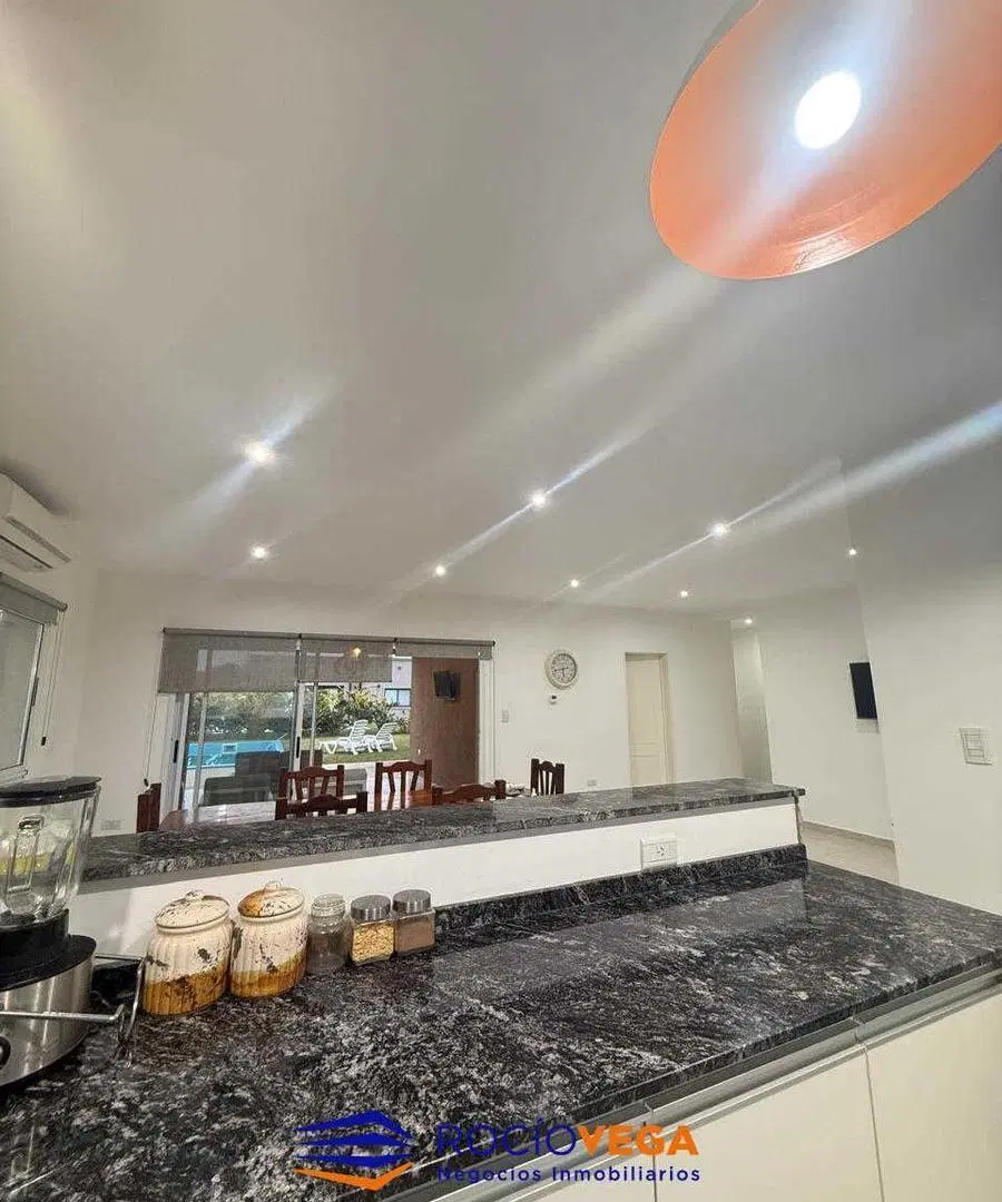 Casa en Venta en San Ramon Pilar del Este 3
