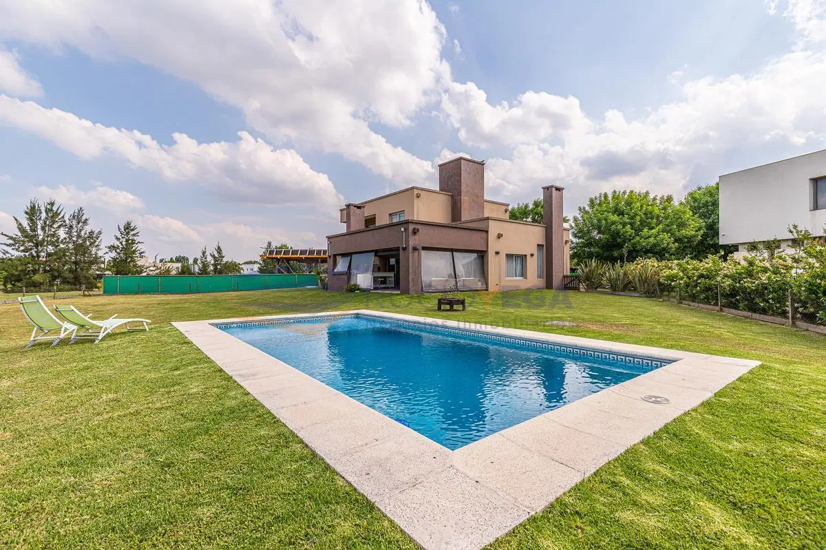 Casa en alquiler en Country Terravista General Rodriguez 4