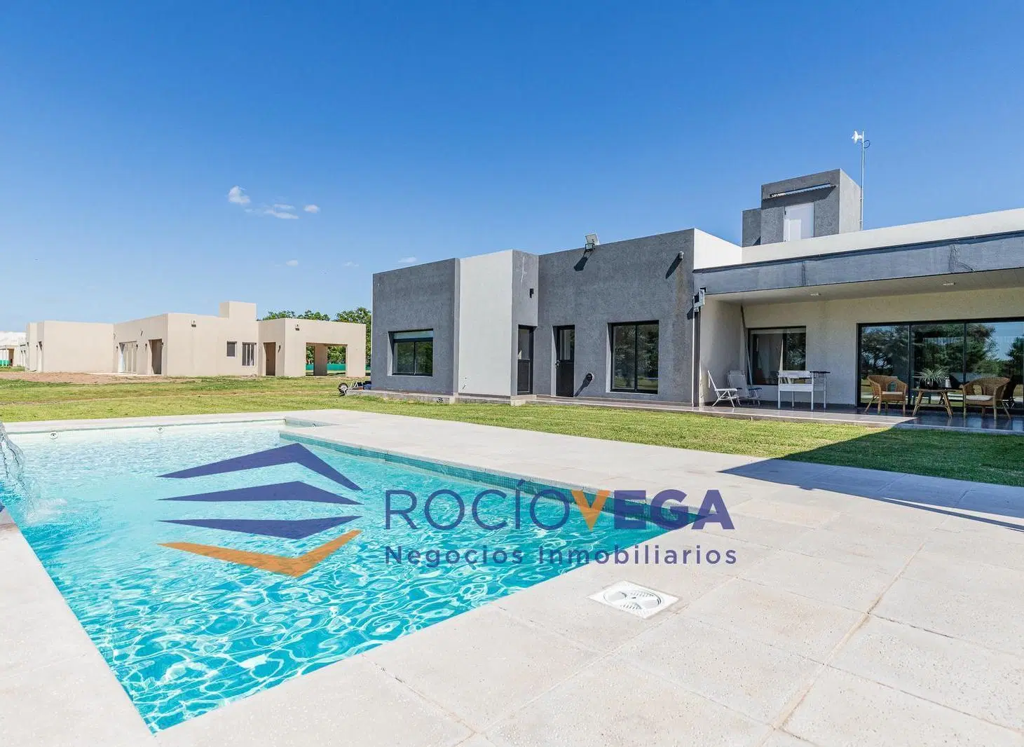 Casa en alquiler en Everlinks, Lujan 3