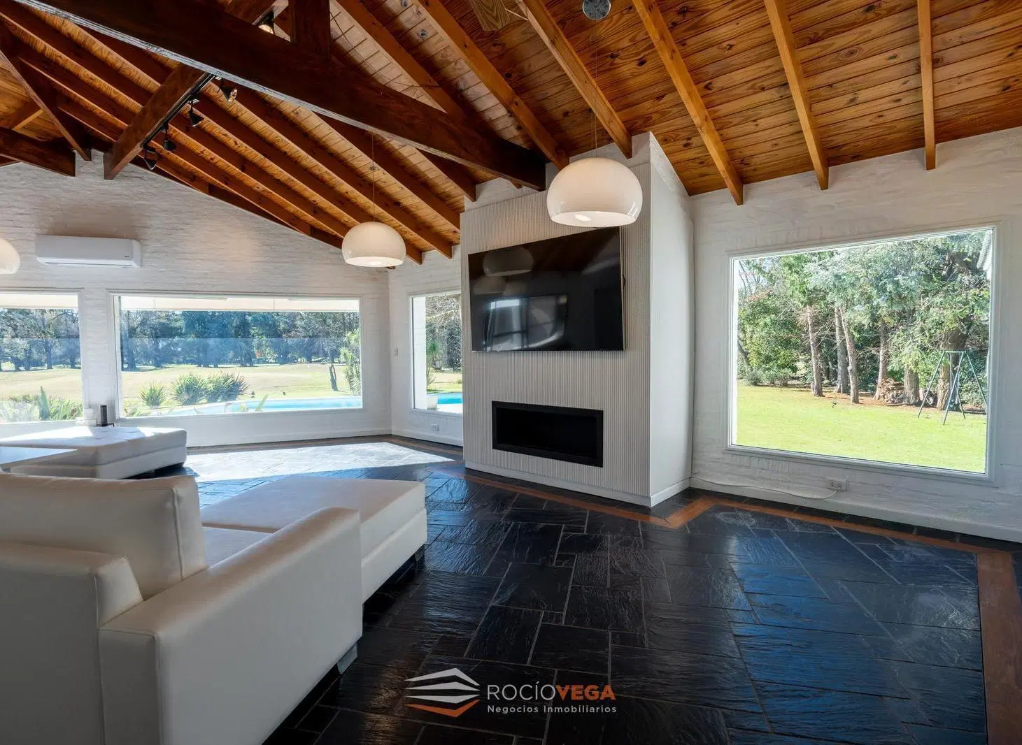 Casa en Venta sobre Golf en Country San Diego Moreno  Acceso Oeste km 42 5
