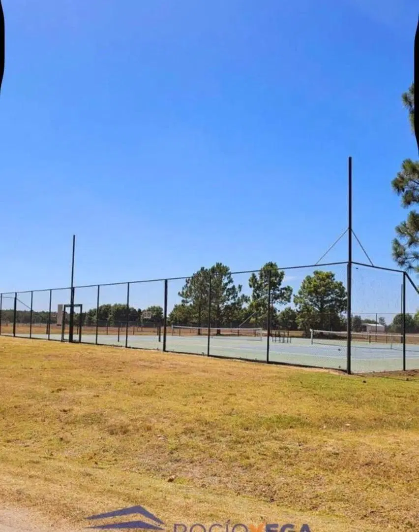 Lote a la venta en La Primavera Golf,  Carlos Keen, Acceso Oeste km 72 8
