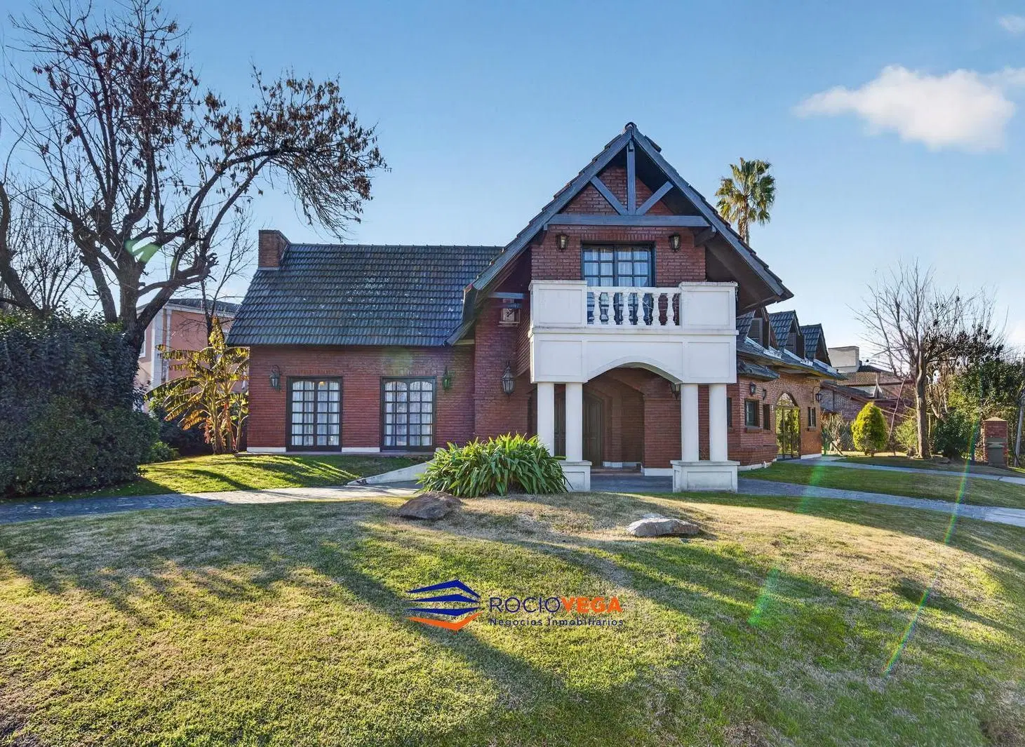 Casa a la venta en Country Banco Provincia, Moreno 1